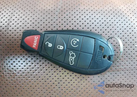 2013 Jeep Grand Cherokee Overland z USA, uszkodzony, nr VIN 1C4RJFCT0DC652134